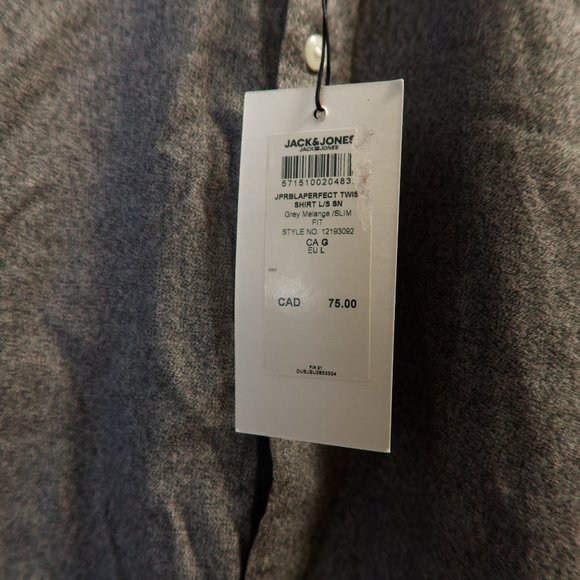 NWT Jack&Jones Button-up - Picture 2 of 3